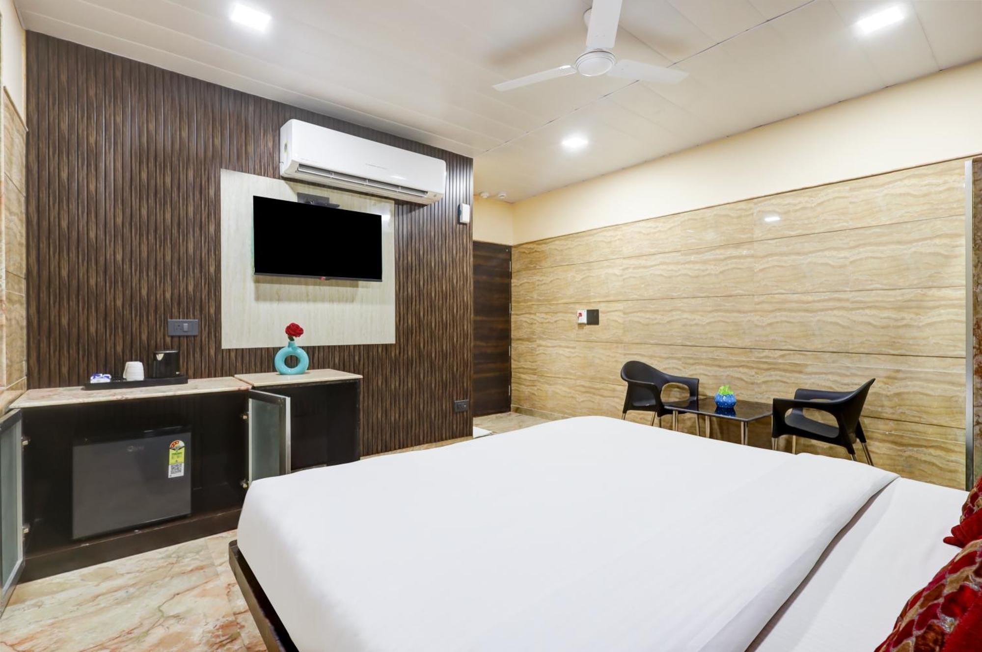 דלהי Hotel Singh Palace מראה חיצוני תמונה